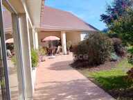 * Exclusivité de Sophie Amri *Octeville-sur-Mer*Maison de plain-pied de 190 m², séjour/salon 63m², 4 chambres et double garage — photo 4