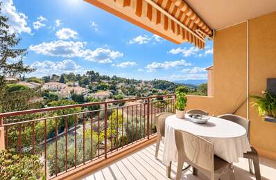 Appartement à vendre 4 pièces GRASSE (06)G – T4 TRAVERSANT 82 m² – TERRASSE – VUE DÉGAGÉE – GARAGE & CAVE — photo du bien