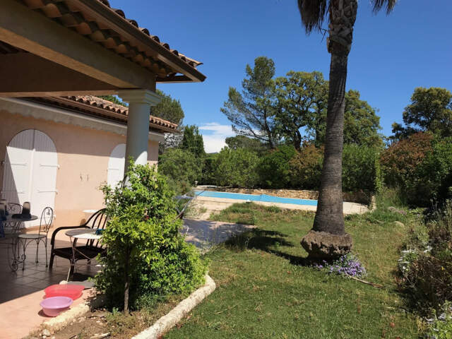 Maison à vendre 5 pièces SAINT RAPHAEL (83) — photo du bien
