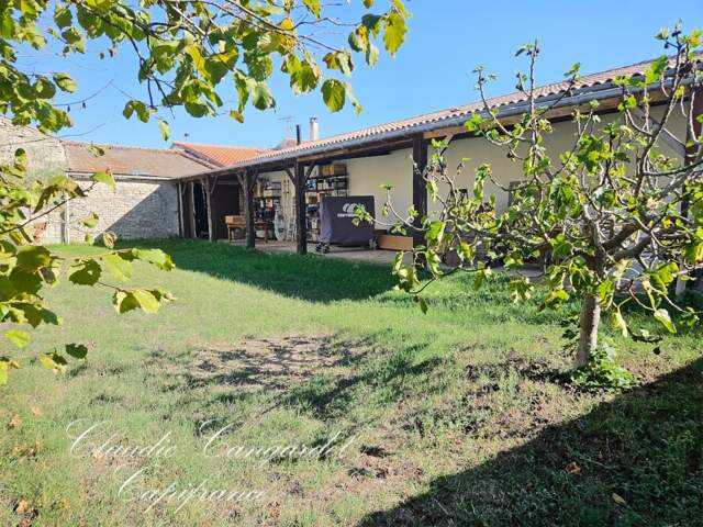 Terrain à vendre 315M²  MARSILLY CŒUR DE BOURG – TERRAIN AVEC CHAI EN PIERRE, RARE ET PLEIN DE POTENTIEL — photo du bien