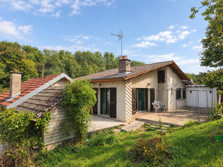EN EXCLUSIVITÉ – À vendre à Fraisans, maison individuelle spacieuse — photo 1