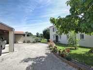 Maison à vendre de 217 m² au calme, sur plus de 2 100 m² de parcelle, à 7 min de Châtelaillon-Plage — photo 4