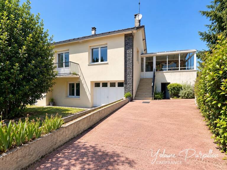 Pour des investisseurs : 2 logements loués, LES ESSARTS EN BOCAGE (85) — photo 1