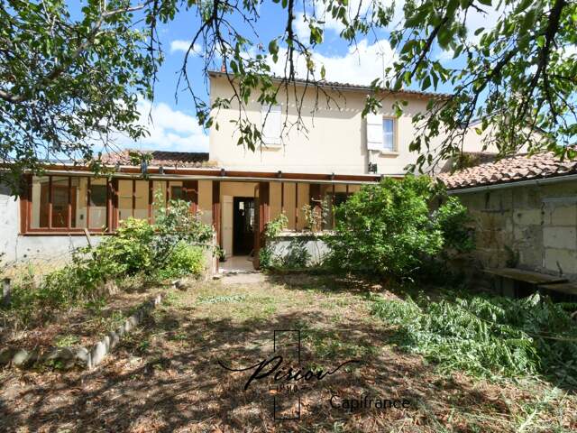 NUEIL-SUR-LAYON – VIE DE PLAIN-PIED – 3 CHAMBRES – DÉPENDANCES – TERRAIN CLOS — photo du bien