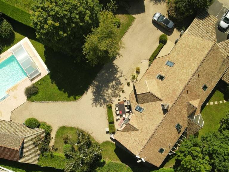 Maison à vendre 10 pièces au coeur de CUISERY (71), avec piscine — photo 1