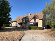 Maison à vendre 10 pièces au coeur de CUISERY (71), avec piscine — photo 3