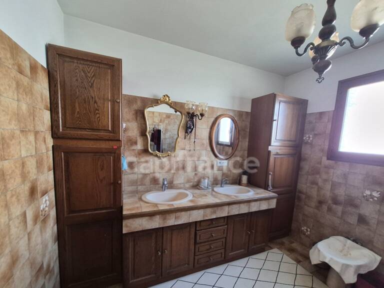Exclusivité : Maison à vendre 4 pièces BOURG DE PEAGE (26) — photo 1