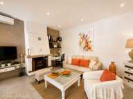 Appartement à vendre 2/3 pièces, jardin de 170 m2, parkings LE CASTELLET (83) — photo 2