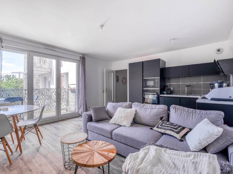 Christophe Michaudelle Capifrance, vous propose à MEAUX, appartement récent (2020) 2 pièces 50 m² avec son balcon et sa place de stationnement — photo 1
