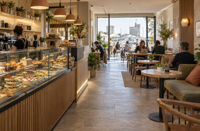 FONDS DE COMMERCE RESTAURATION RAPIDE / PATISSERIE/ COFFEE SHOP LA ROCHELLE (17), EMPLACEMENT N°1 — photo du bien