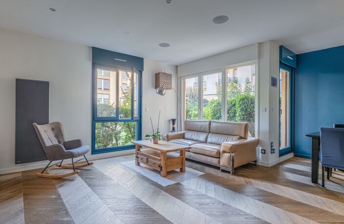 Appartement à vendre 4 pièces LYON 8EME ARRONDISSEMENT (69) Monplaisir-Lumière Parking Jardin — photo 3