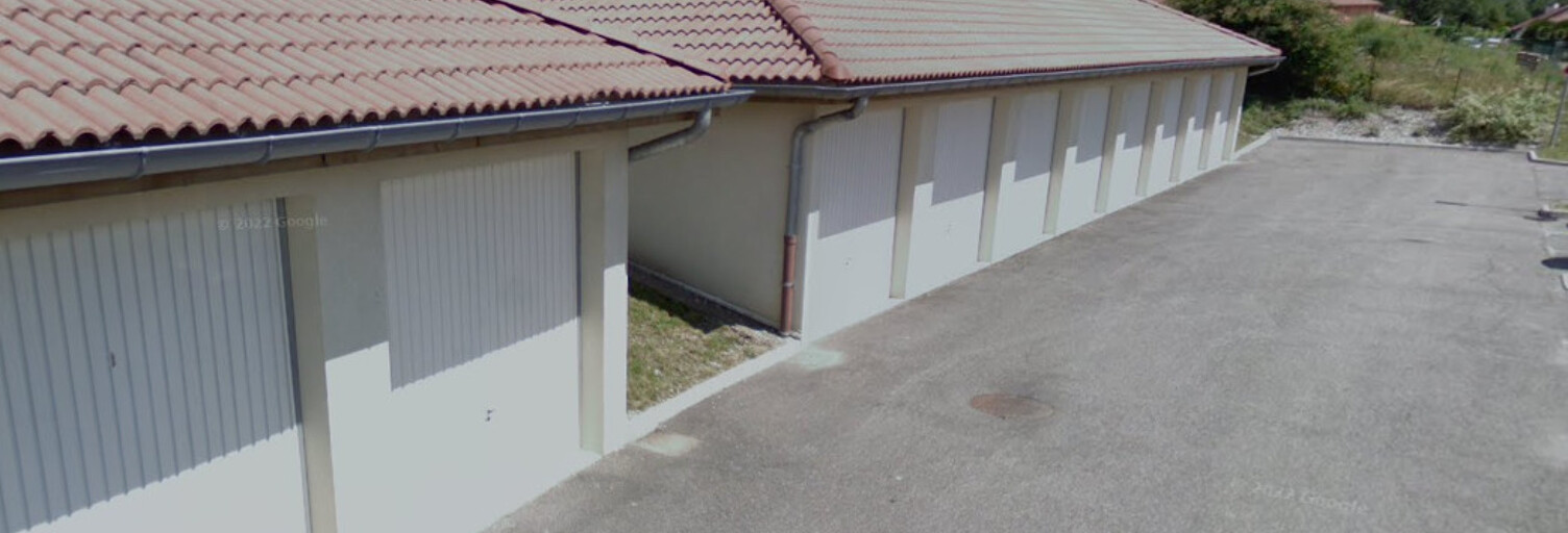 Commerce  15 m² à louer à Lumbin (38660)