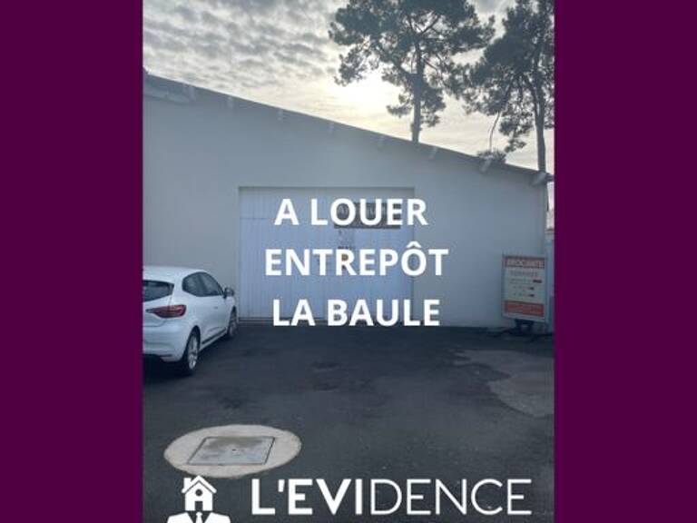 A louer local de stockage/entrpôt de 450m2 à La Baule — photo 1