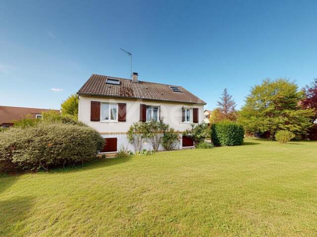 Maison sur sous-sol - 5 Pièces - 3 Chambres — photo du bien
