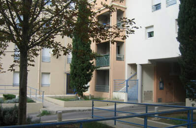 NÎMES – T3 TRAVERSANT DE 69 M² AVEC BALCON – RÉSIDENCE SÉCURISÉE — photo du bien