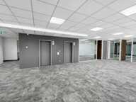 Bureaux à louer à Boulogne Billancourt près des transports. Entièrement rénovés, flexibles et lumineux, climatisation double flux, vidéosurveillance — photo 2