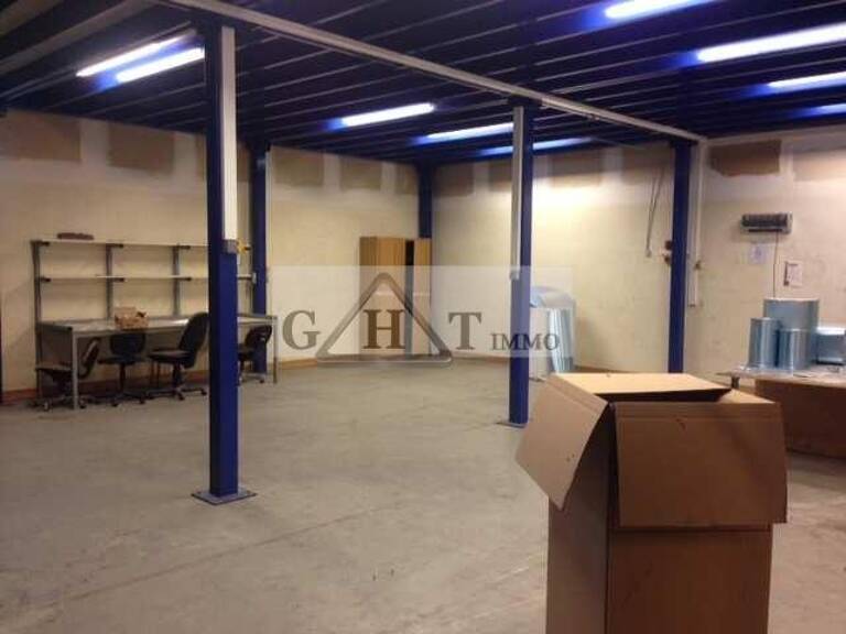 LOCAL D'ACTIVITE DE  490m² A LOUER BOISSY ST LEGER — photo 1