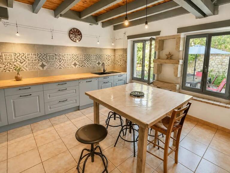 Maison de 7 pièces de 165 m² à Nérondes — photo 1