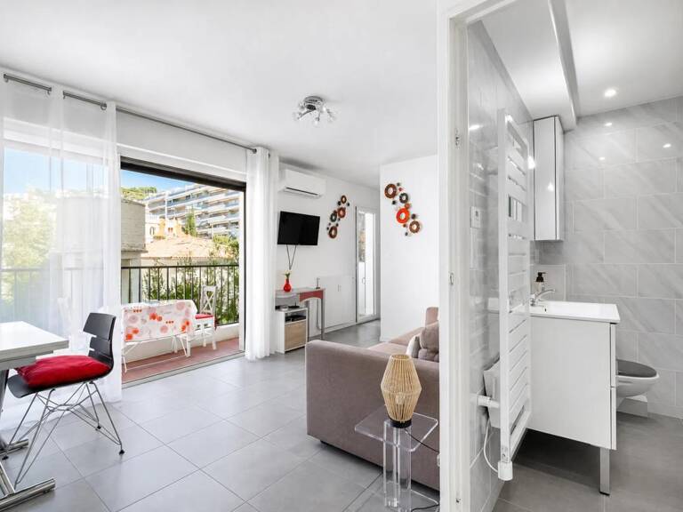 Très beau studio de 25 m² avec balcon cave et place de parking - situé à Cannes proche Croisette — photo 1