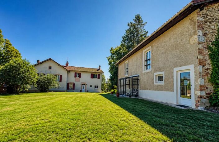 Domaine + 300 m2 dont maison de 10 pièces de 188 m² à Montsoué — photo 4