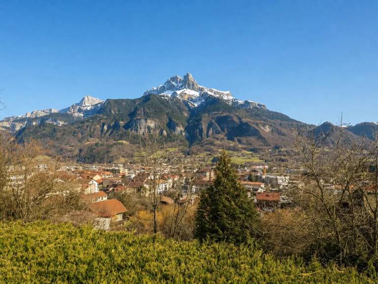 5P 145m² à Sallanches avec vue Mont Blanc — photo 1
