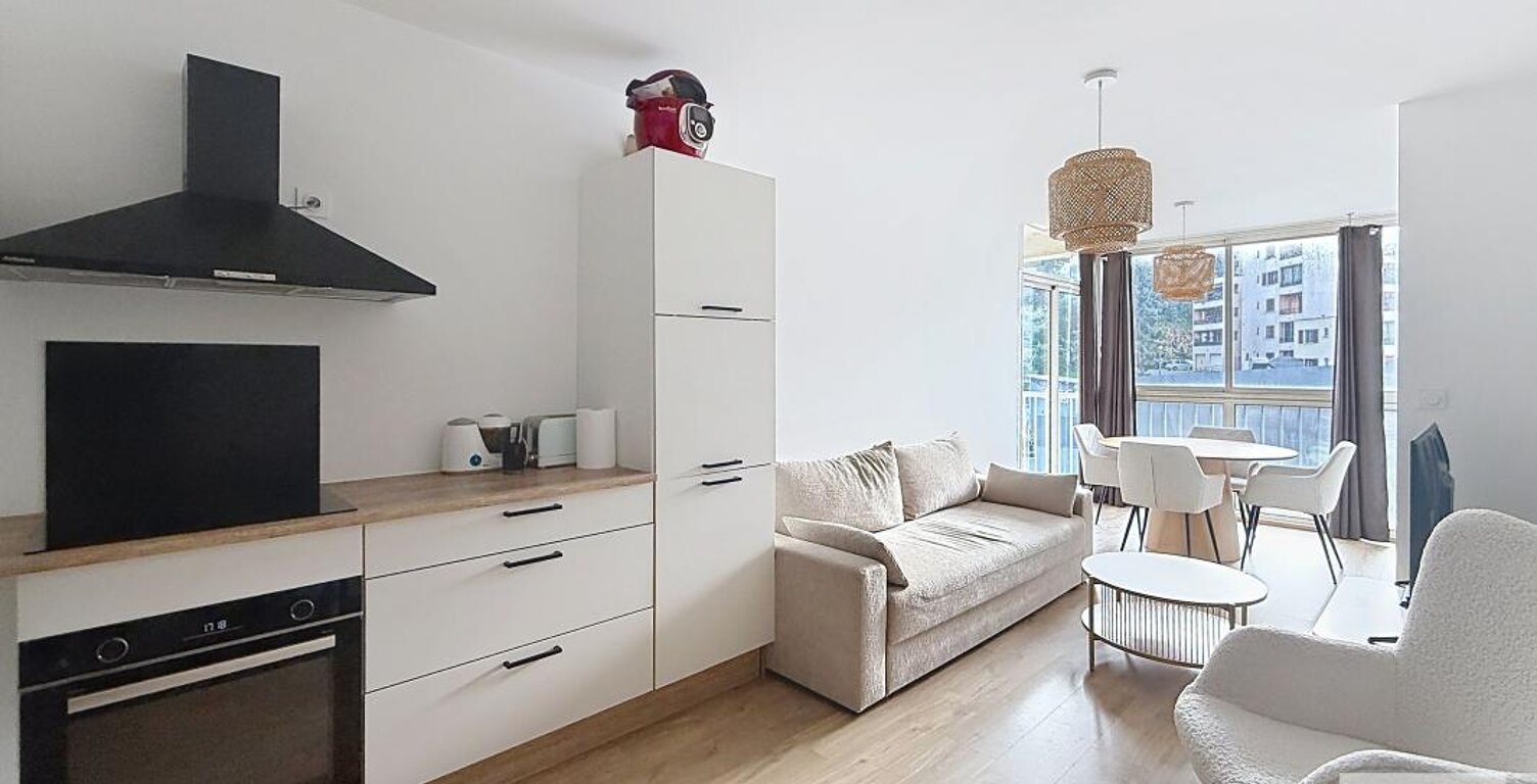 Appartement À Louer — photo 1