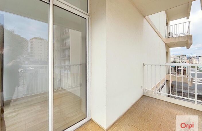 Appartement À Louer — photo 5