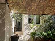 Maison de village entièrement rénovée de 185 m2 avec patio terrasse et cour intérieure — photo 2