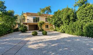 Maison 5 Pièces 117 m² à louer à Villeneuve-lès-Avignon (30400)