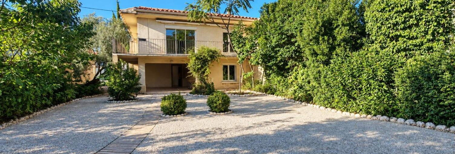 Maison 5 Pièces 117 m² à louer à Villeneuve-lès-Avignon (30400)