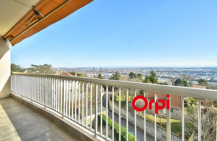 Appartement d exception Vues sur Lyon et les Monts du Lyonnais — photo 2