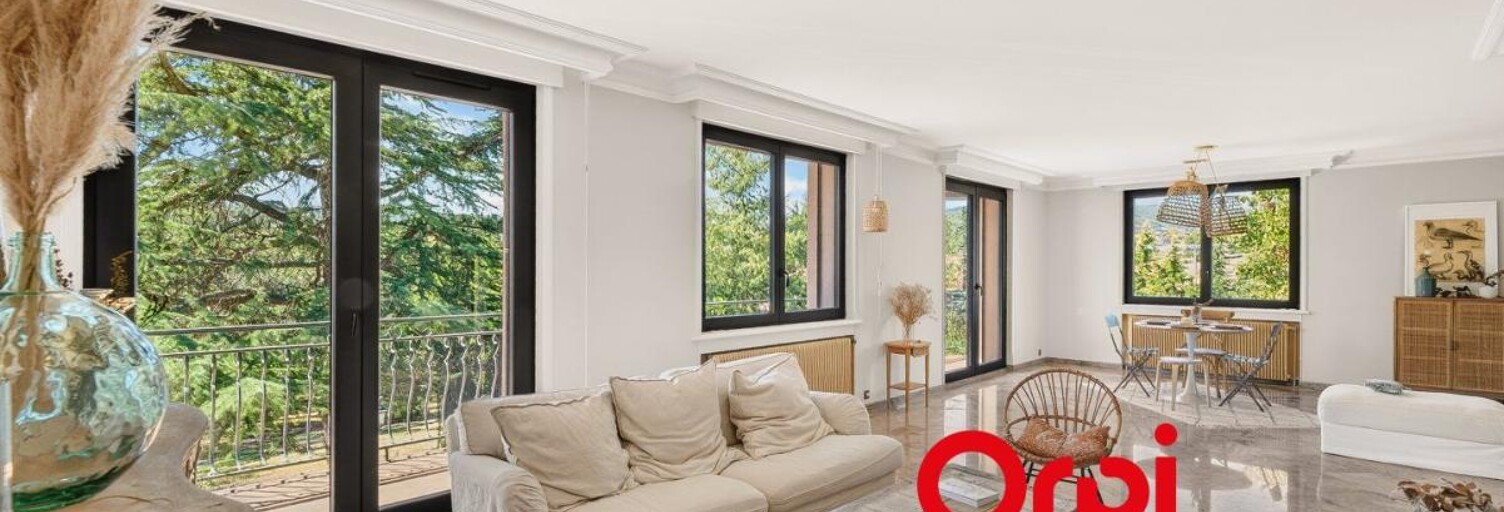 Maison 5 Pièces 180 m² à vendre à Vaugneray (69670)