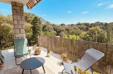 NÎMES quartier l’alouette À Vendre Appartement ensoleillé avec terrasse, jardin et garage — photo du bien