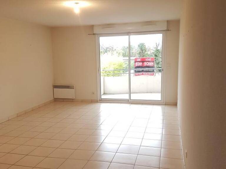 Appartement T2 avec balcon et parking privé — photo 1