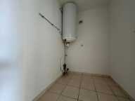 Appartement T2 avec ascenseur, balcon et parking privé — photo 3