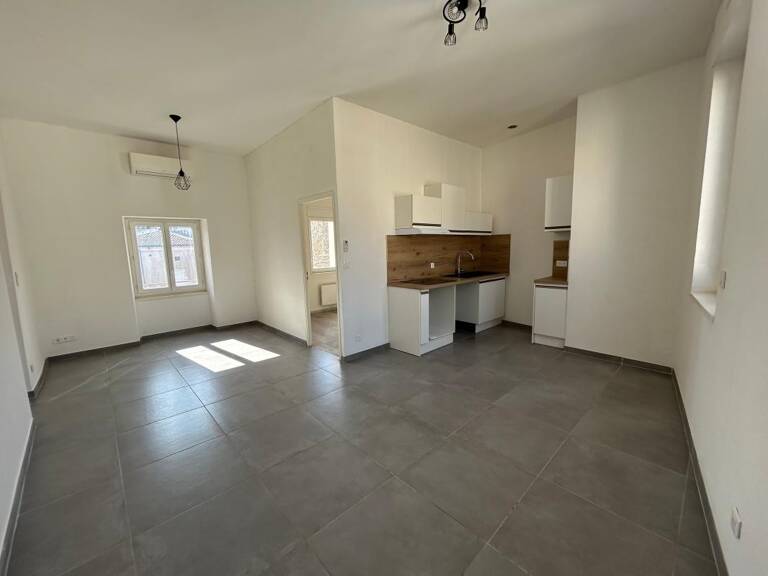 Appartement À Louer — photo 1