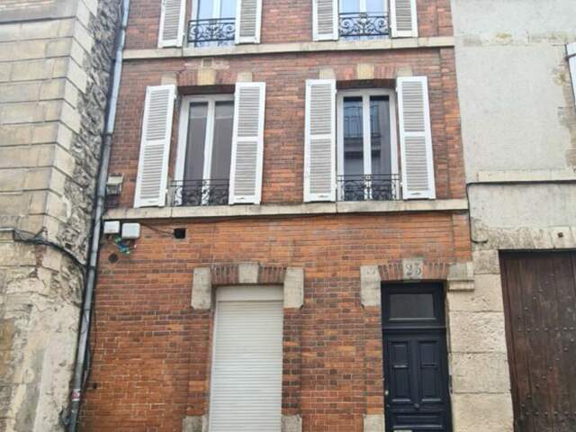 Orleans local 1 pièce(s) 10 m2 — photo du bien