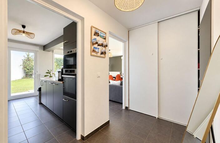 Appartement T3 avec jardin, place de parking et garage — photo 3
