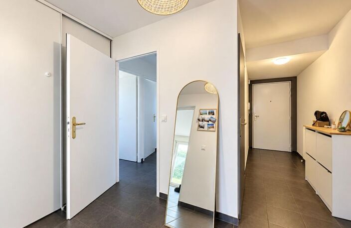 Appartement T3 avec jardin, place de parking et garage — photo 4