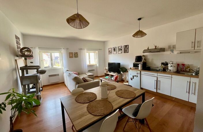 Appartement À Vendre — photo 2