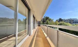 Appartement 8 Pièces 208 m² à vendre à Marseille 8 (13008)