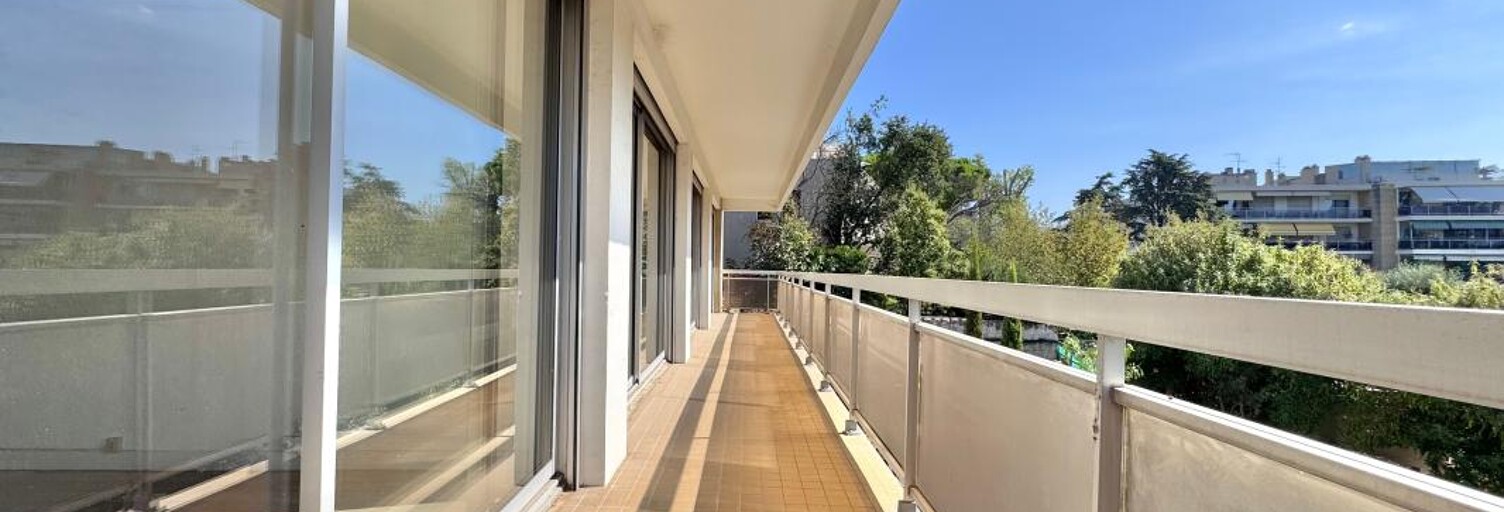 Appartement 8 Pièces 208 m² à vendre à Marseille 8 (13008)