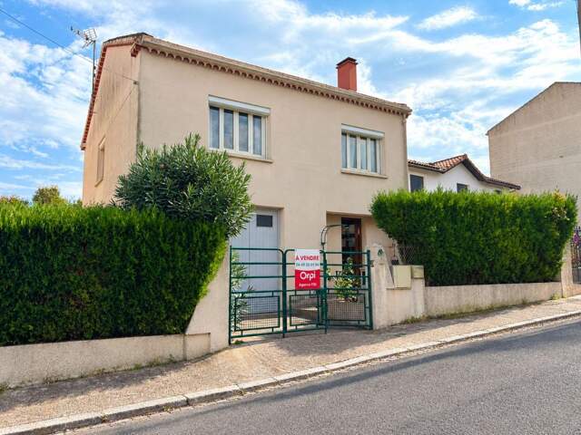 MAISON T5 INDÉPENDANTE AVEC JARDIN ET GARAGE — photo du bien
