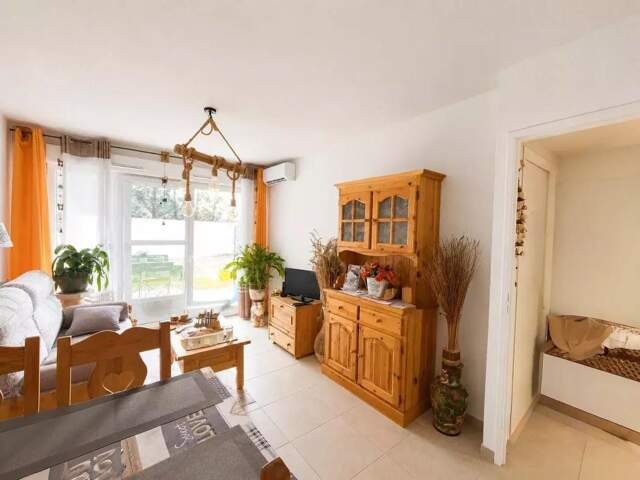 Havre de paix en rez-de-jardin — Type 2 avec garage et résidence sécurisée à Vidauban (83) — photo du bien