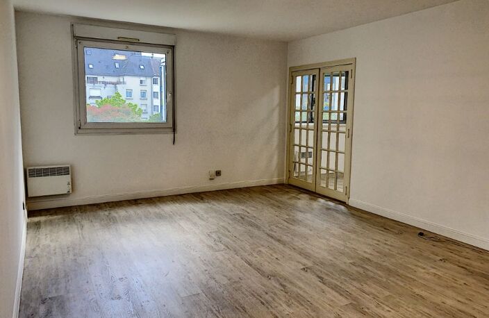 TOURS centre T2 de 58.60 m² + parking — photo 2