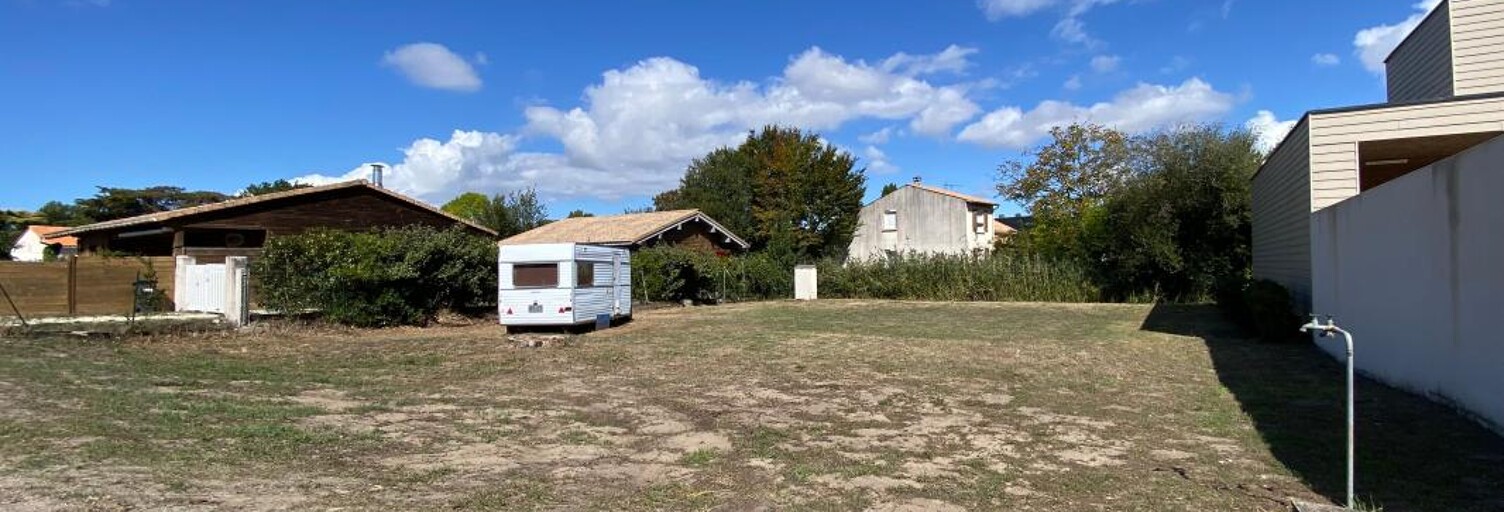 Terrain  690 m² à vendre à Les Mathes (17570)