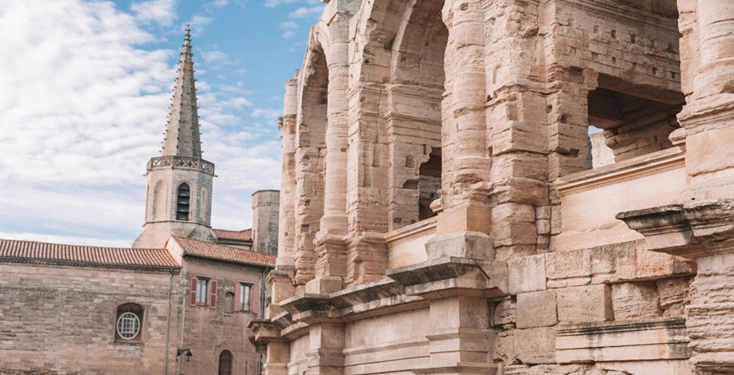 LOT MURS  IMMEUBLE POUR COMMERCE OU HABITAT A AMENAGER — photo 1