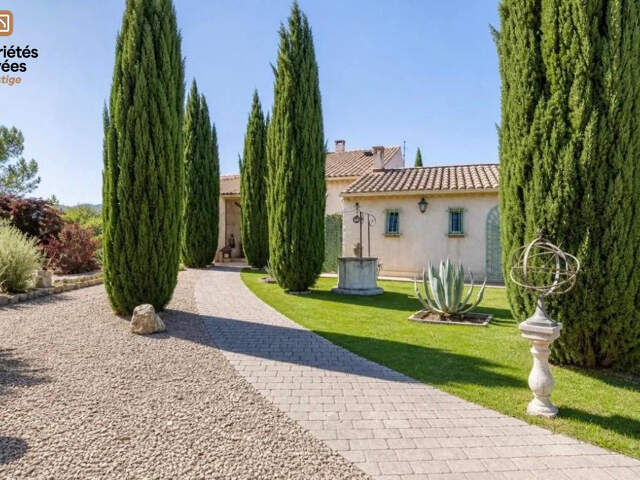 POURRIÈRES - 2 HABITATIONS, 207 M², PISCINE, GARAGE, TERRAIN 4 000 M² — photo du bien