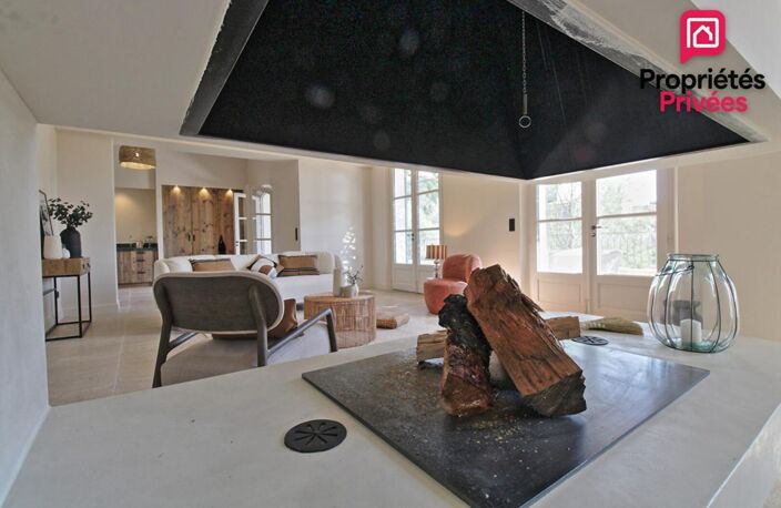 PROPRIÉTÉ DE CHARME AU COEUR DES ALPILLES - 5 SUITES  - PISCINE - JARDIN PAYSAGE DE PLUS DE 2 000 M² — photo 3