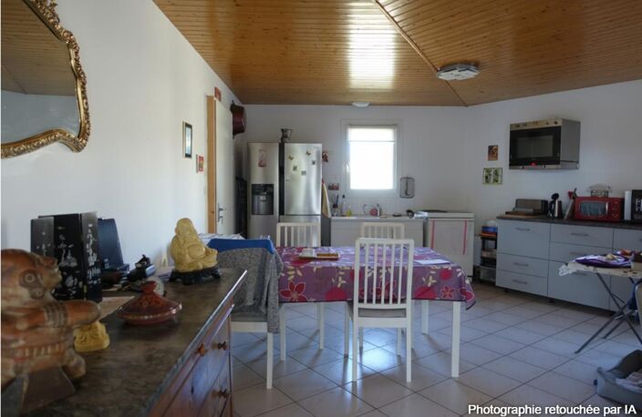 Ensemble immobilier de 2 maisons louées avec garages et jardins — photo 5
